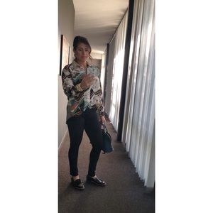 Zara chains top